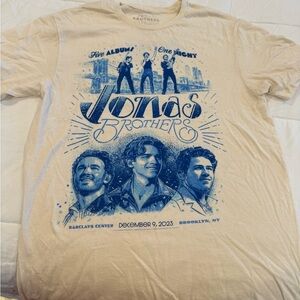 Jonas Brothers - 5 Albums 1 Night Shirt